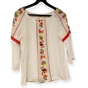 Fig & Flower White Embroidered 3/4 Sleeve Blouse Size Petite Small